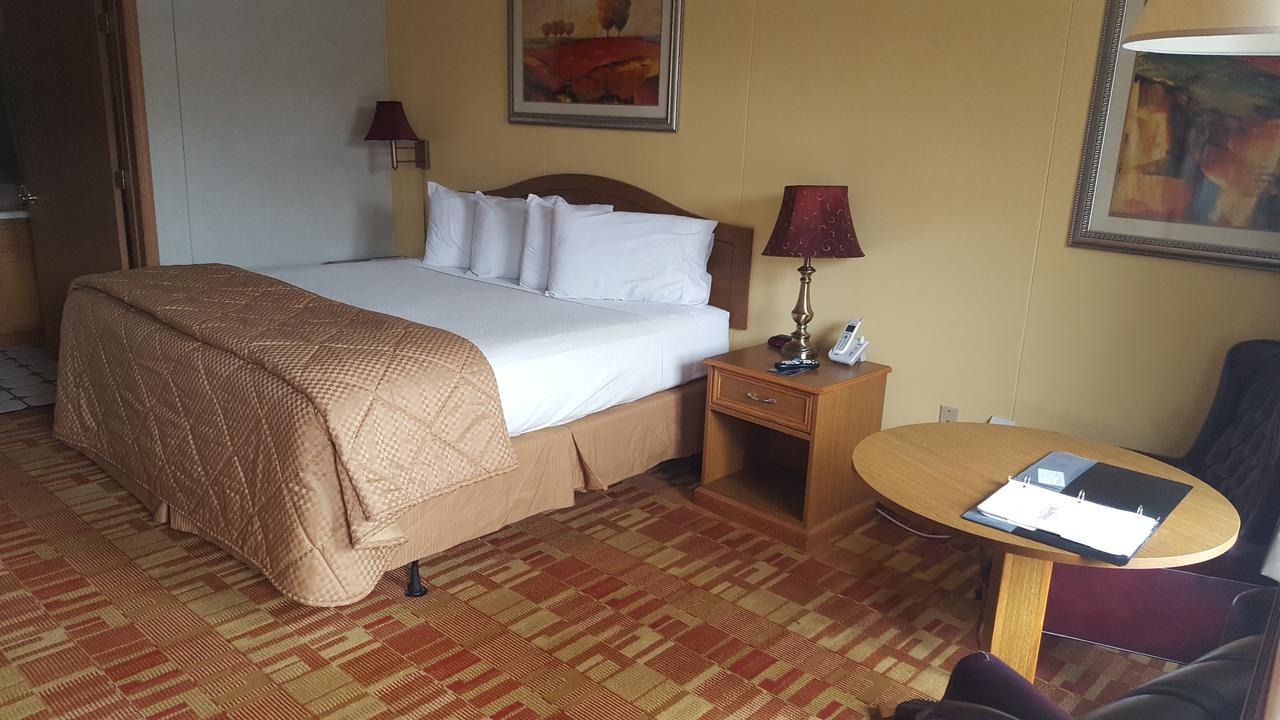 Baldknobbers Motor Inn Брэнсон Экстерьер фото